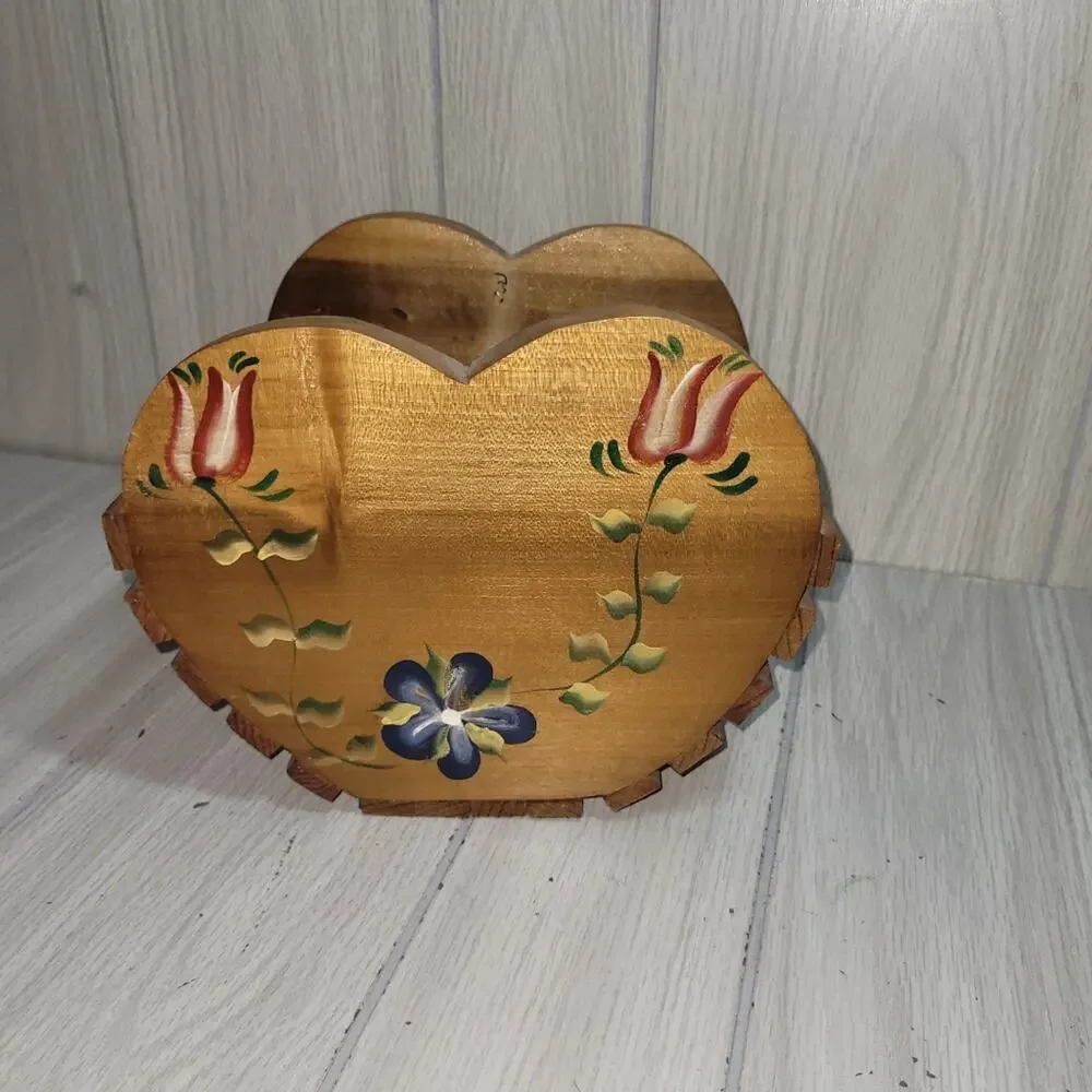 Vtg Handcrafted Wooden Heart Box Handpainted Floral Design Retro Farmhouse